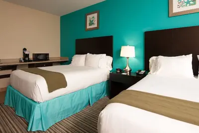 Photo 3 - Holiday Inn Express & Suites Port Lavaca by IHG