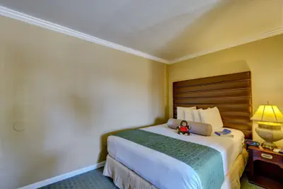 Photo 3 - Traveler's Inn