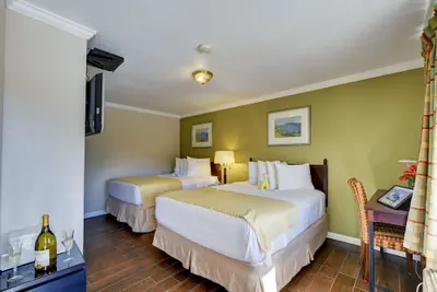 Photo 5 - Traveler's Inn