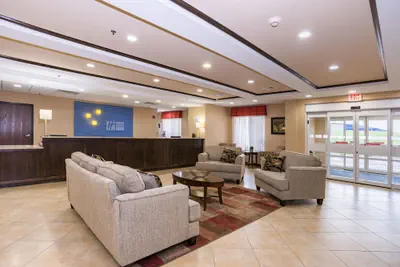 Photo 3 - Holiday Inn Express Hartford – Newington, by IHG