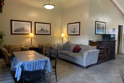 Photo 3 - Olympia Lodge