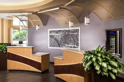 Photo 3 - Hampton Inn & Suites Chattanooga/Downtown