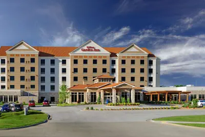 Photo 2 - Hilton Garden Inn Springfield, MO