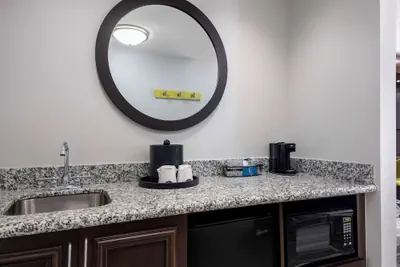 Photo 4 - Hampton Inn & Suites Birmingham/280 East-Eagle Point