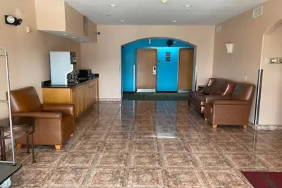 Photo 5 - Tropicana Inn and Suites