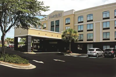 Photo 2 - Fairfield Inn & Suites by Marriott Charleston Airport/Convention Center