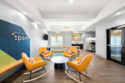 Photo 3 - Spark by Hilton Longview