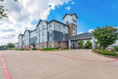 Photo 2 - Spark by Hilton Longview