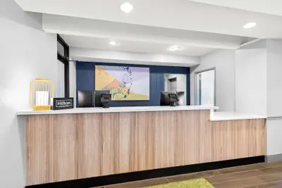 Photo 5 - Spark by Hilton Longview