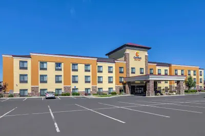 Photo 2 - Comfort Suites Helena Airport