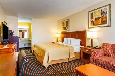 Photo 2 - Quality Inn Dyersburg I-155