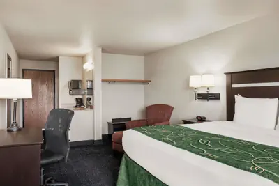 Photo 4 - Travelodge by Wyndham McAlester