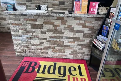 Photo 3 - Budget Inn