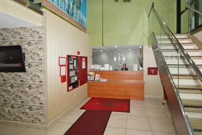 Photo 3 - Corona Hotel
