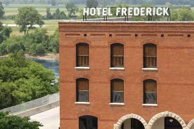 Photo 2 - Hotel Frederick