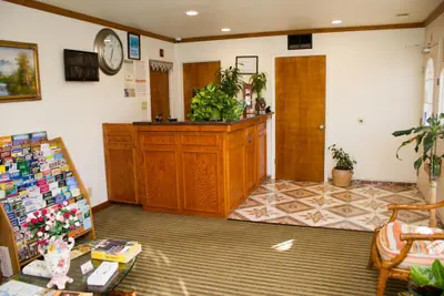 Photo 3 - King's Rest Motel