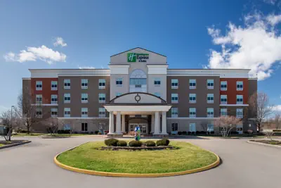Photo 2 - Holiday Inn Express & Suites Terre Haute by IHG