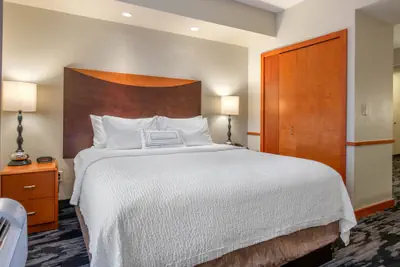 Photo 4 - Fairfield Inn & Suites Holiday Tarpon Springs