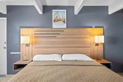 Photo 3 - Aztec Ocean Resort