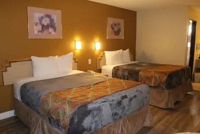 Photo 2 - Budget Inn Barstow