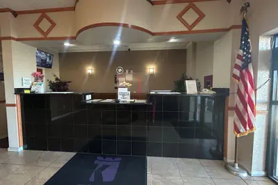 Photo 5 - Knights Inn & Suites Emporia