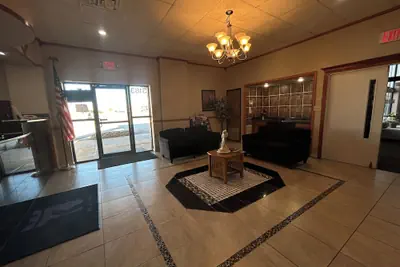 Photo 4 - Knights Inn & Suites Emporia