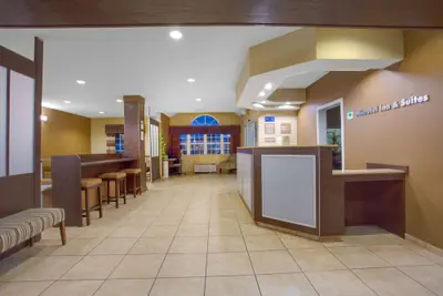 Photo 2 - Microtel Inn & Suites by Wyndham Harrisonburg