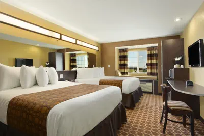 Photo 3 - Microtel Inn & Suites by Wyndham Dickinson