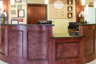 Photo 4 - Comfort Suites Harvey - New Orleans West
