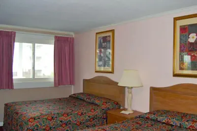 Photo 3 - Sea Breeze Inn