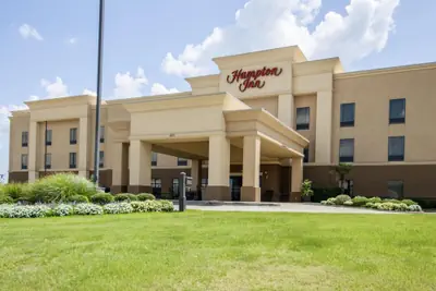 Photo 2 - Hampton Inn West Monroe