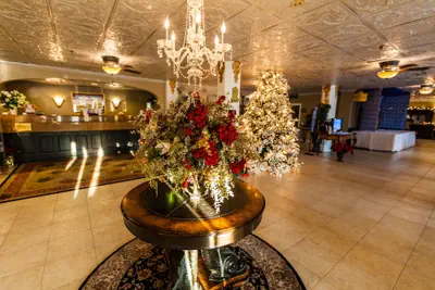 Photo 2 - The Flanders Hotel