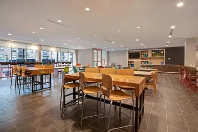 Photo 5 - Home2 Suites by Hilton Carmel Indianapolis