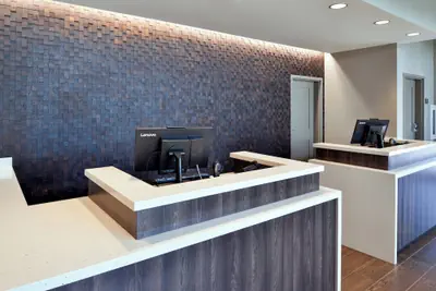 Photo 4 - Residence Inn by Marriott Bakersfield West