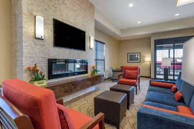 Photo 5 - Comfort Suites Albuquerque Airport