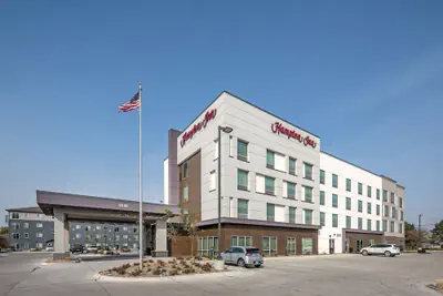 Photo 2 - Hampton Inn Columbus NE