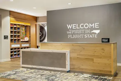 Photo 5 - Hampton Inn & Suites Raleigh Midtown