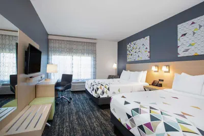 Photo 5 - La Quinta Inn & Suites by Wyndham Manassas Va-Dulles Airport