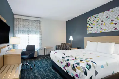 Photo 4 - La Quinta Inn & Suites by Wyndham Manassas Va-Dulles Airport