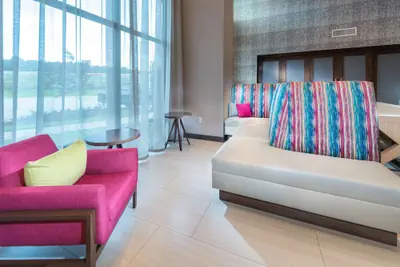 Photo 4 - Hampton Inn & Suites Conway