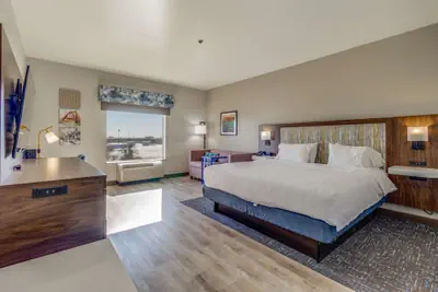 Photo 3 - Hampton Inn & Suites Gainesville