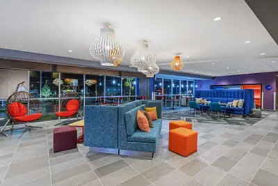 Photo 4 - Tru by Hilton Laredo Airport