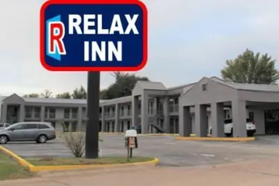 Photo 2 - Relax Inn