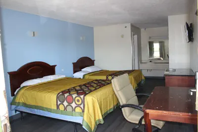 Photo 3 - Relax Inn