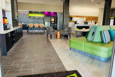 Photo 4 - Home2 Suites by Hilton Edinburg, TX