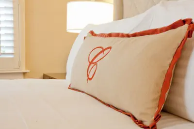 Photo 3 - The Cardinal Hotel