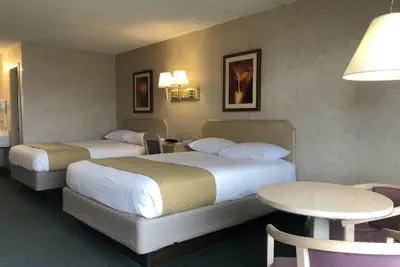 Photo 4 - Impala Island Inn