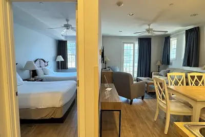 Photo 5 - Ebb Tide Suites