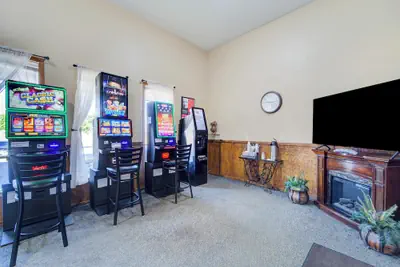 Photo 3 - Capital O Amerihost Inn and Suites Kingdom City Hwy 54 MO