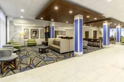 Photo 4 - Holiday Inn Express Milwaukee West Allis by IHG